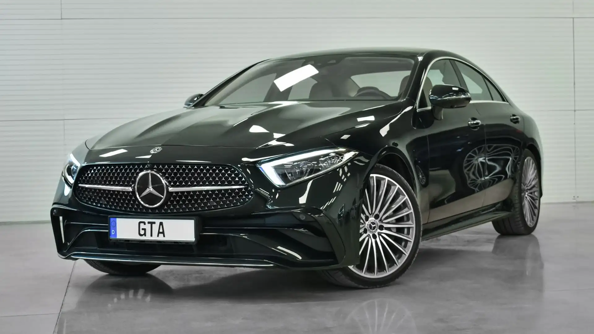 Mercedes-Benz CLS 450 AMG Line 4MATIC Coupe Green - 1