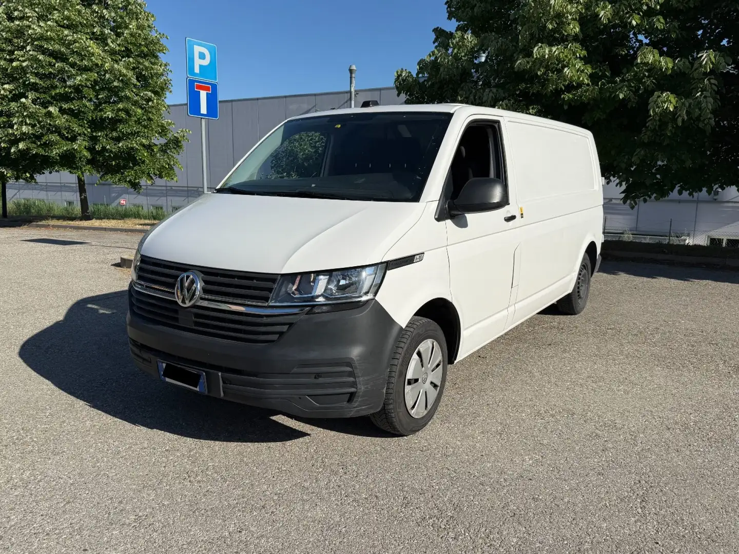 Volkswagen Transporter 2.0 TDI 150CV 4Motion PL Furgone Business Bianco - 1