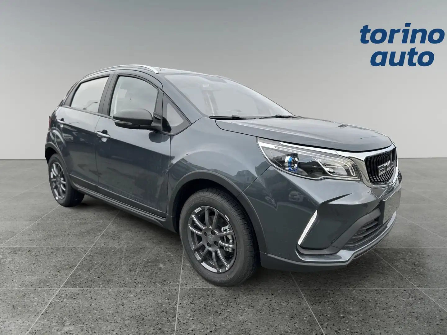 EMC QUATTRO 1.5 CVT Grau - 1