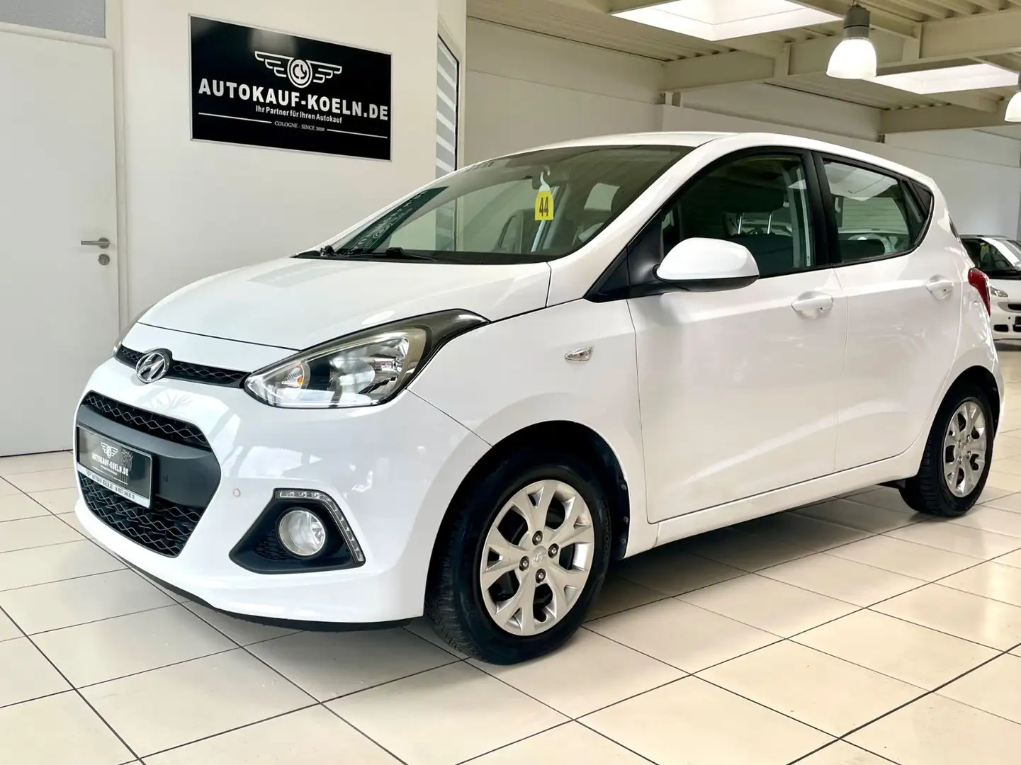 Hyundai i10 Trend Automatik/43.368Km/5-Türer/Klima1.Hand Wit - 2