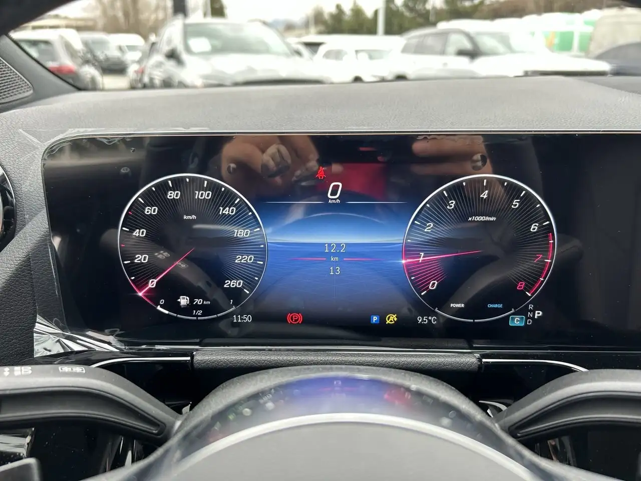 Mercedes-Benz GLA снимка Mercedes-Benz GLA