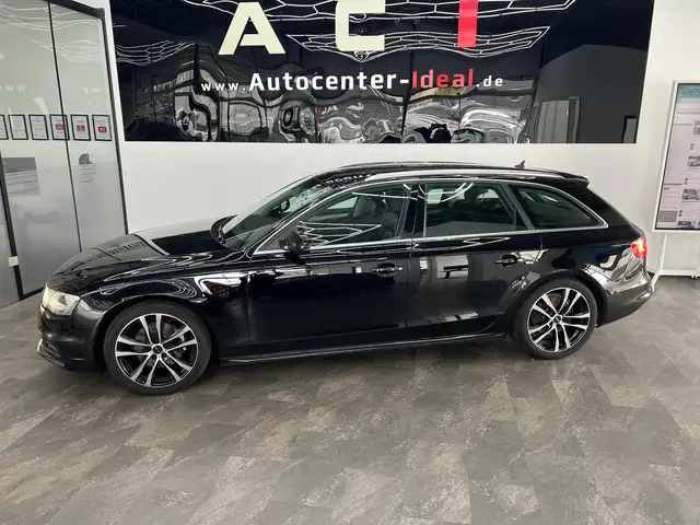 Audi A4 view 11