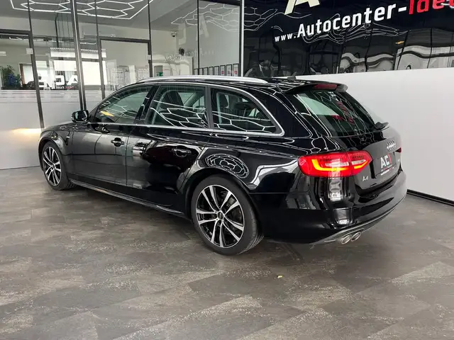 Audi A4 view 5