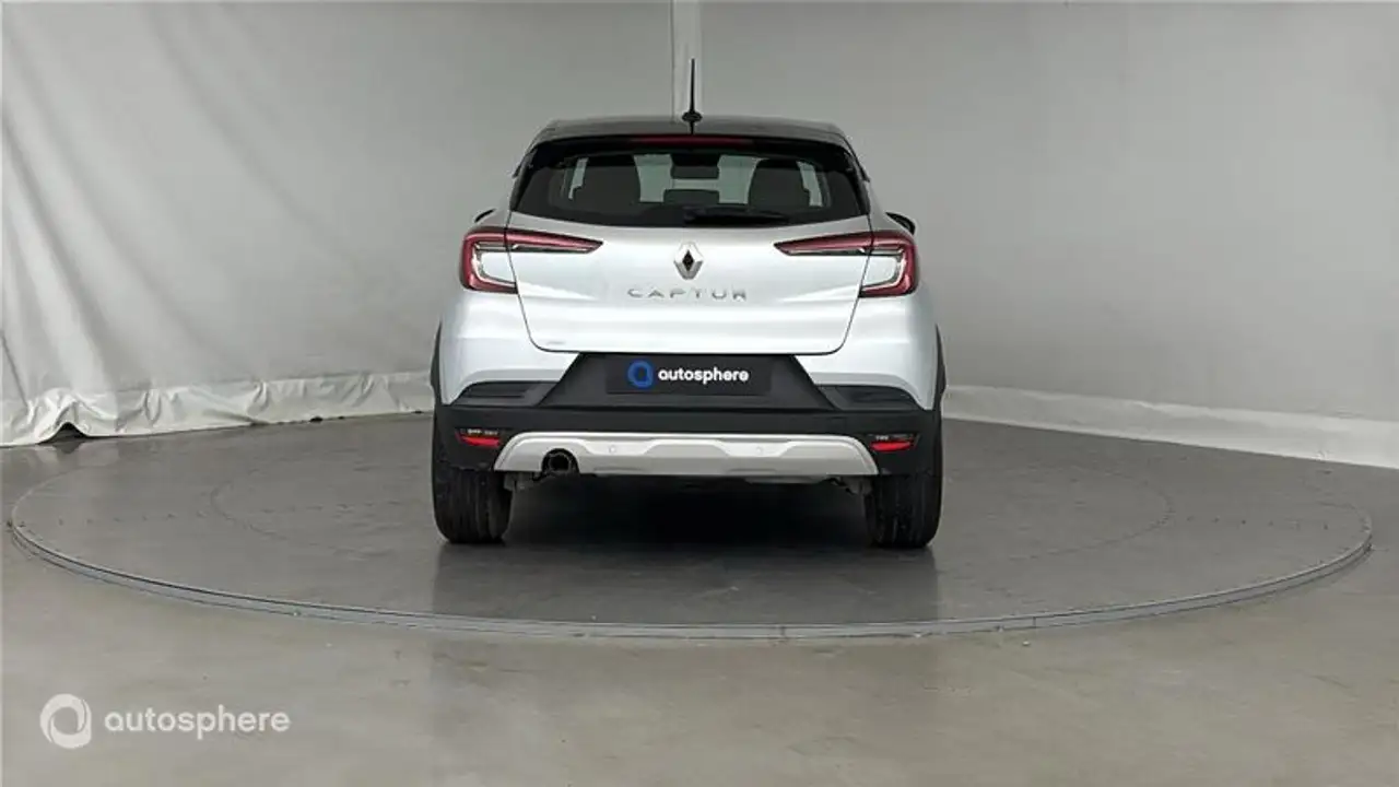 Renault Captur — photo 6