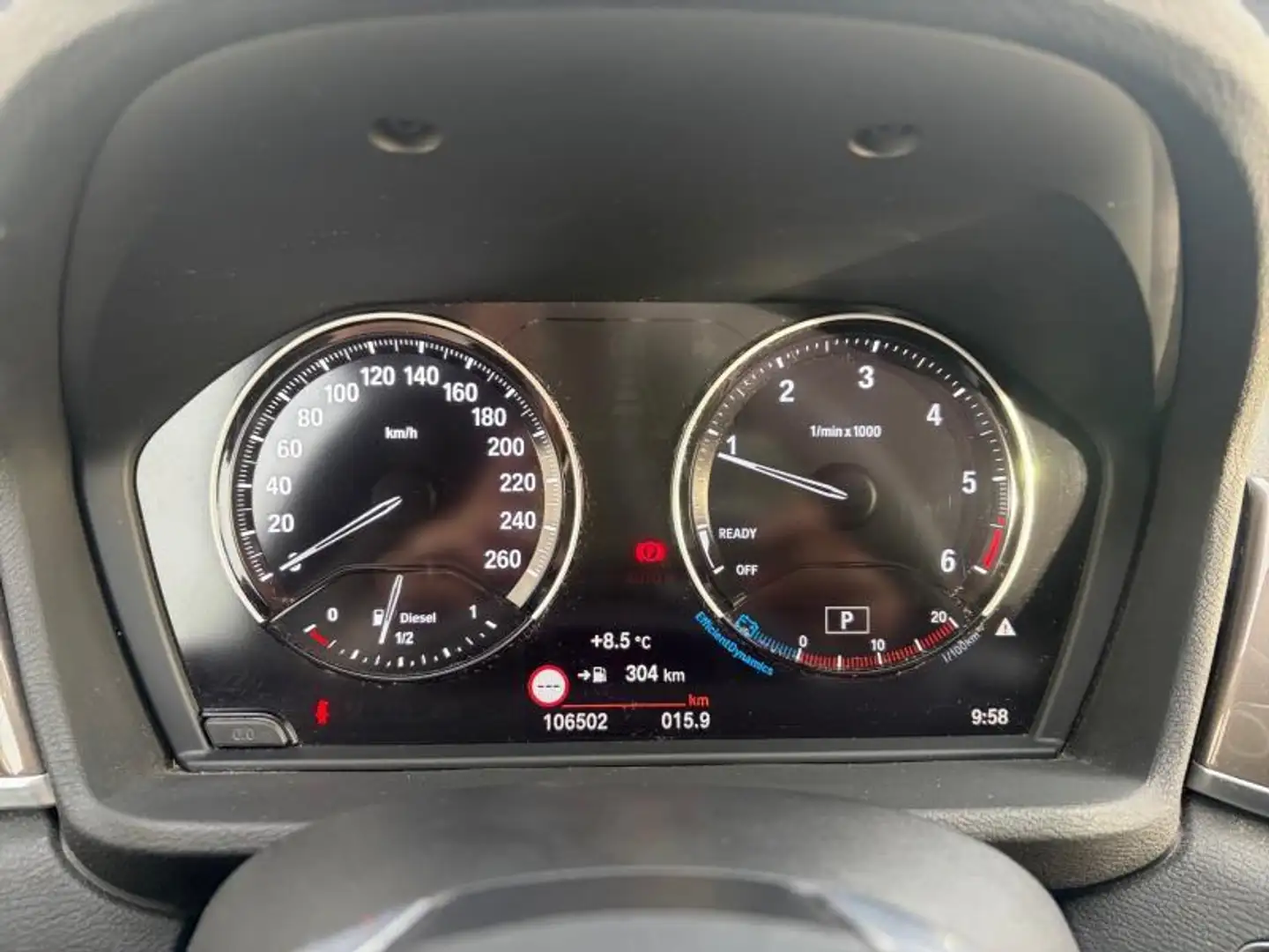 BMW X1 2.0L X1 xDrive18d Blanc - 2