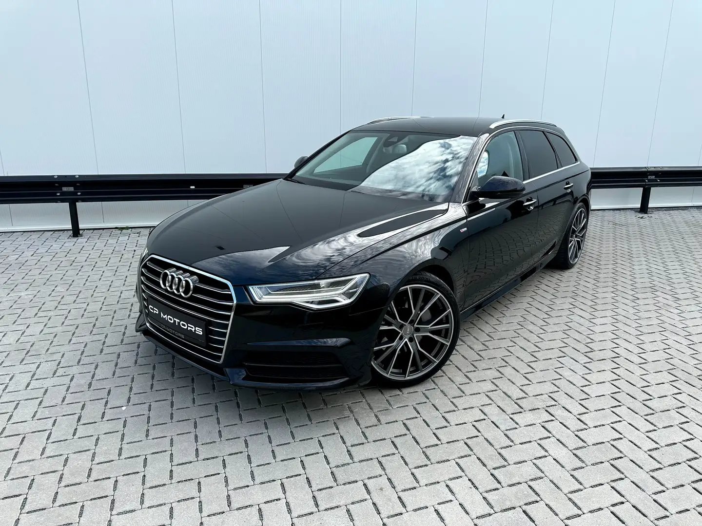 Audi A6 3.0D V6 | S-LINE | TREKHAAK | TOP !! Fekete - 1