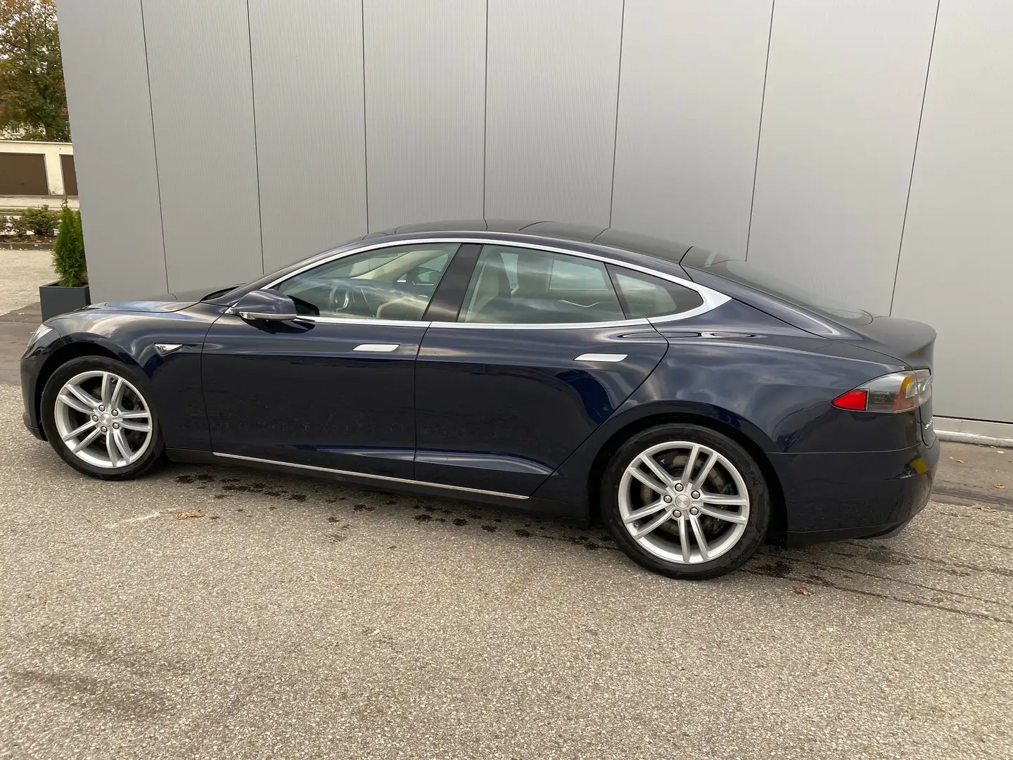 Tesla Model S Model S kostenloses Laden, Garantie auf Batterie Blau - 2