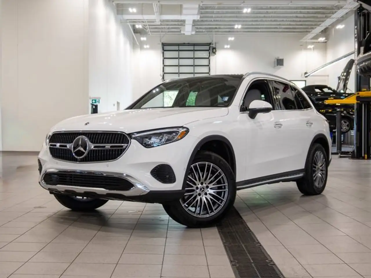 2026 Mercedes-Benz GLC