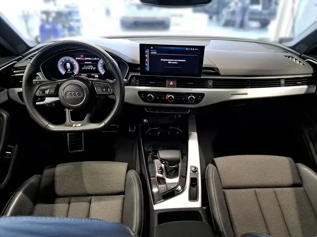 Audi A4 view 14