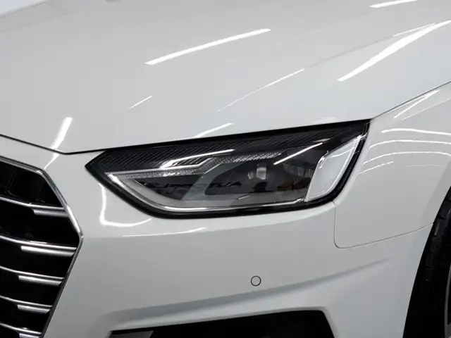 Audi A4 view 5