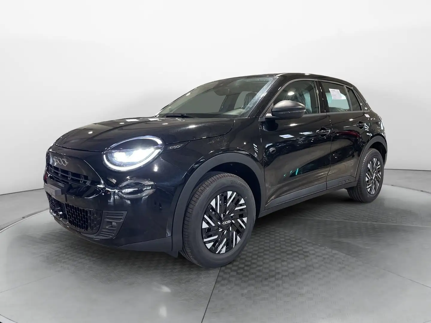 Fiat 600 600 Hybrid 110 CV DCT MHEV Pop Schwarz - 1