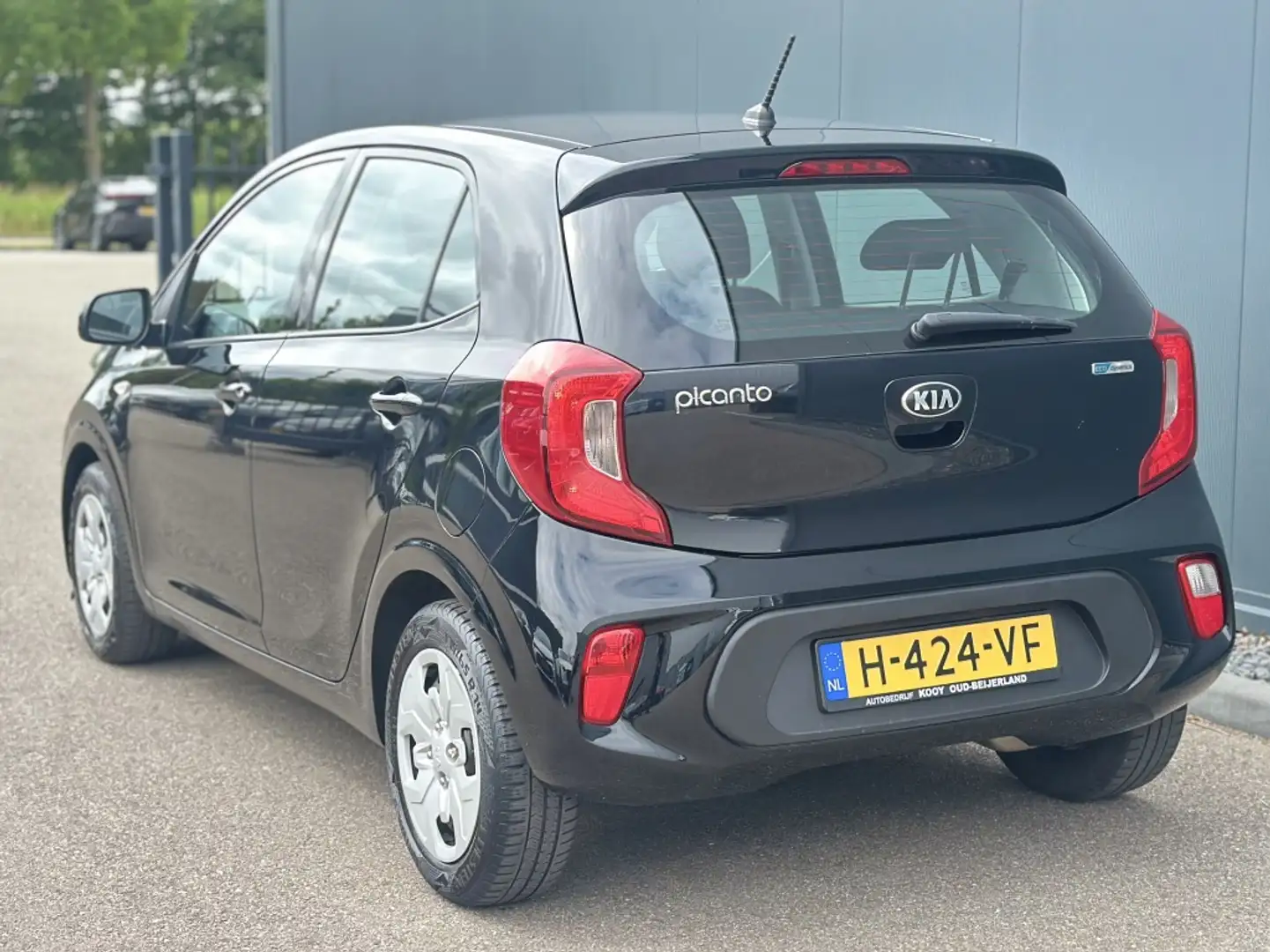Kia Picanto 1.0 MPi ComfortPlusLine / Cruise Control / Airco Zwart - 2
