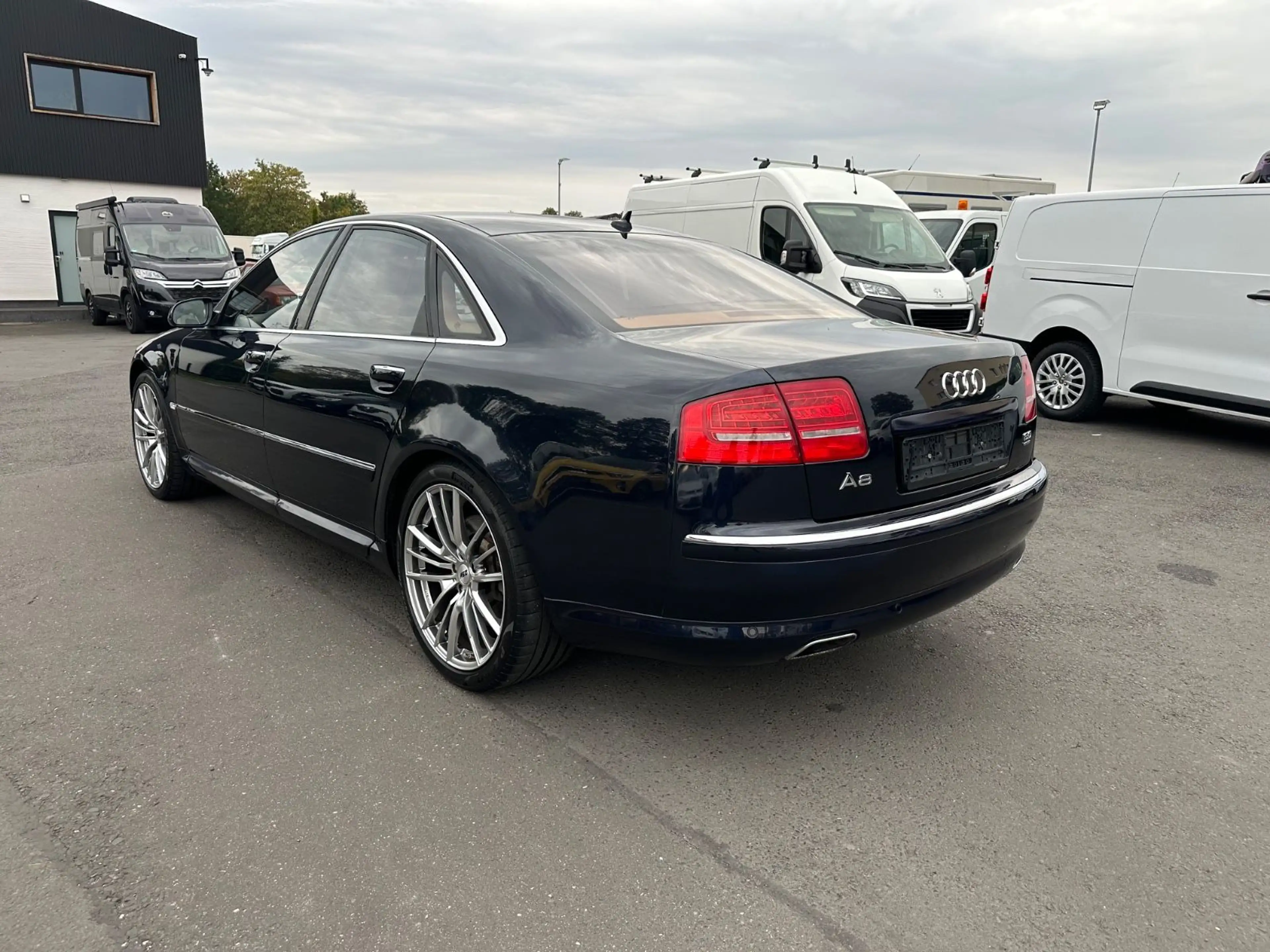 Audi A8 6.0 quattro W12 *VOLLA — photo 7