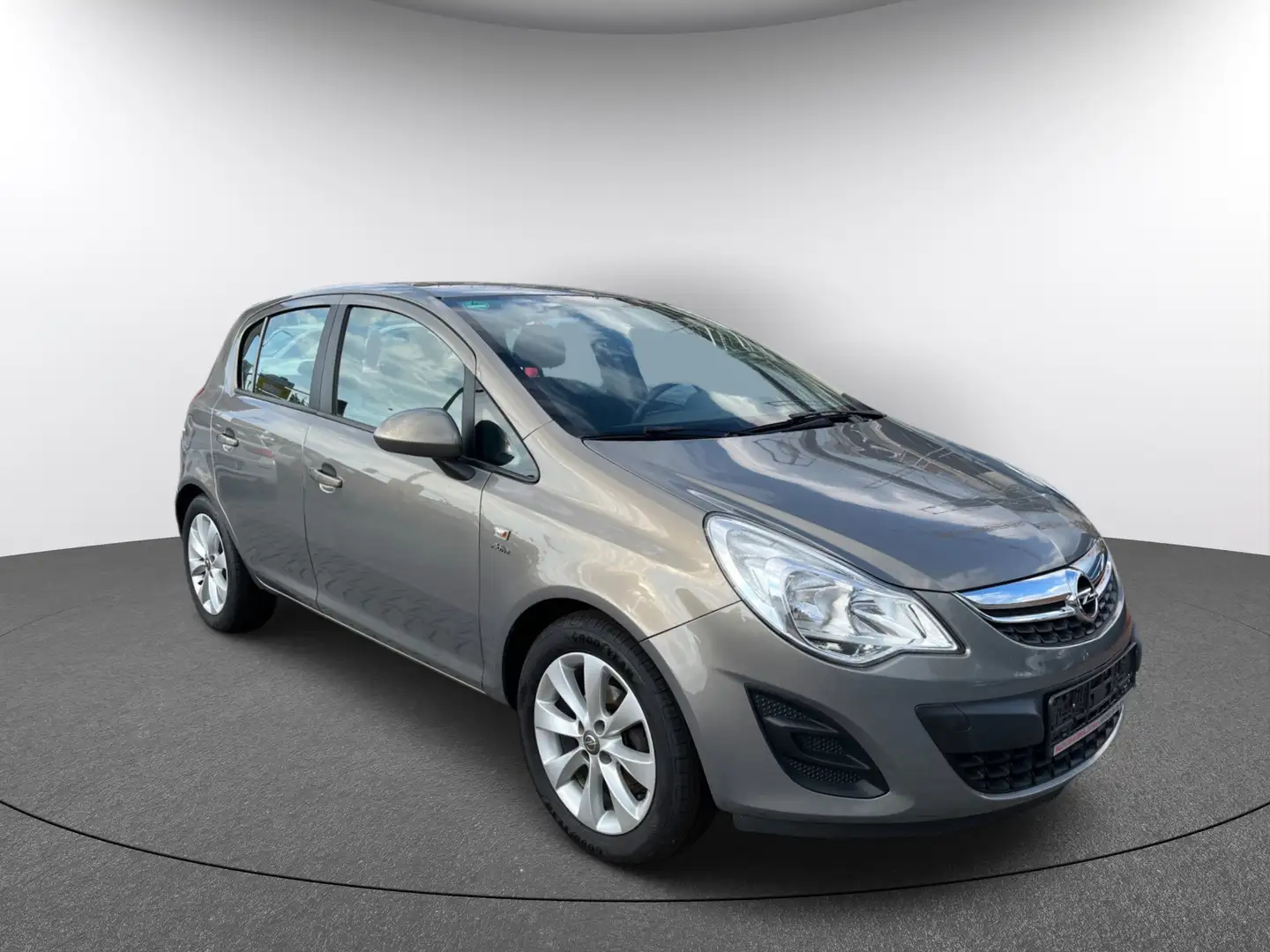Opel Corsa Active Beige - 1