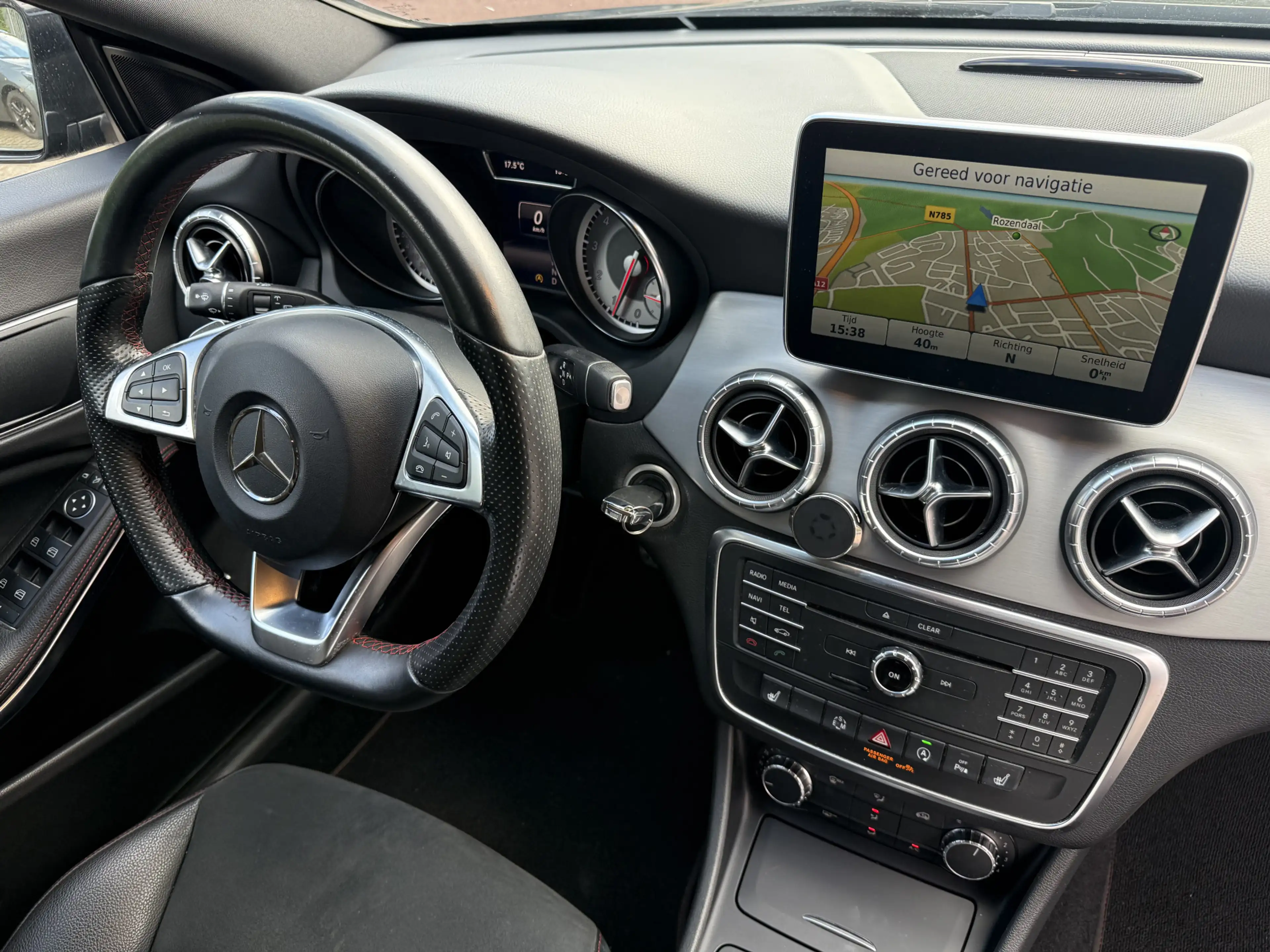 Mercedes-Benz CLA 200 Shooting Brake Aut. 157pk AMG-line, Camera | Navi — photo 3