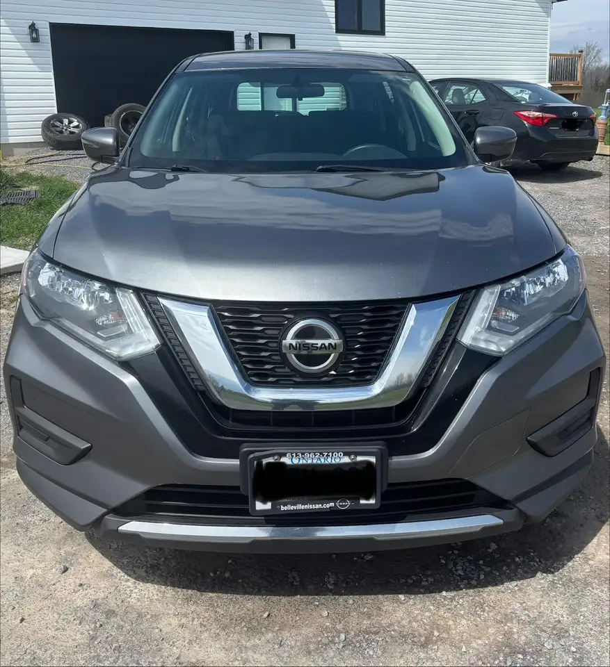 Nissan Rogue снимка Nissan Rogue