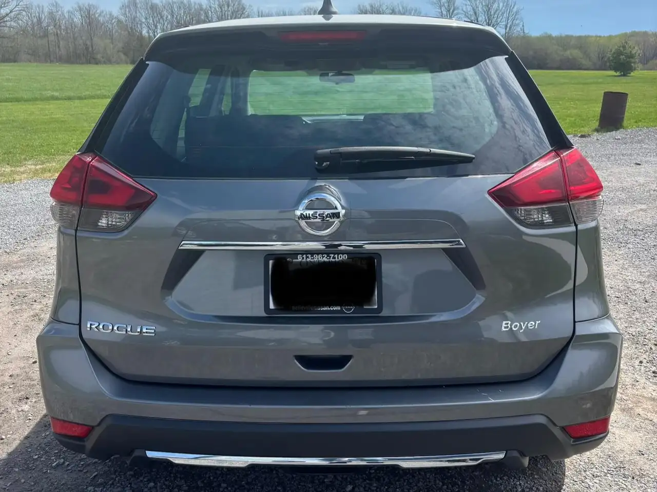 Nissan Rogue снимка Nissan Rogue