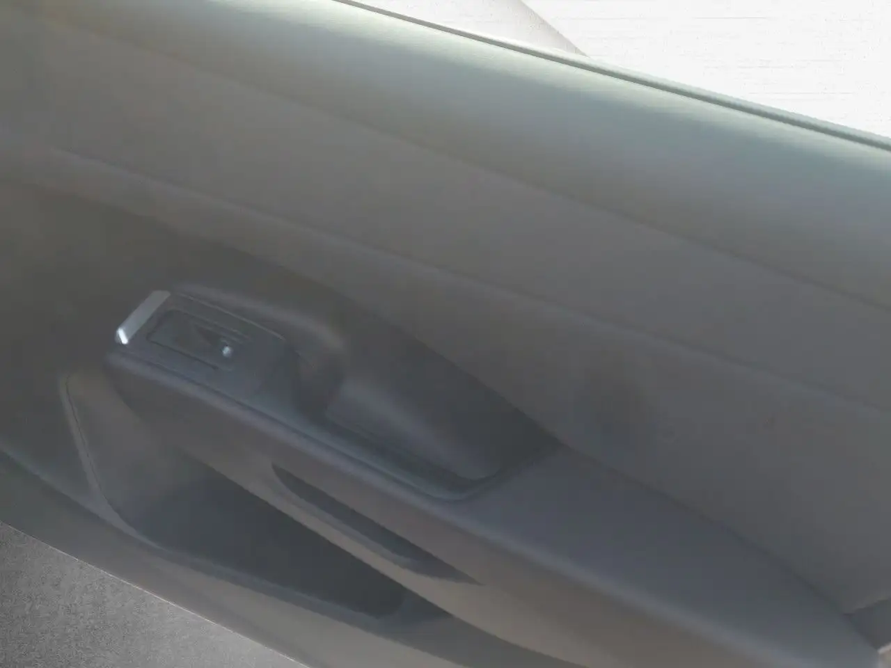 Volkswagen T-Roc T ROC 1.5 eTSI DSG LIFE CARPLAY RFK CLIMATRONIC AC 14