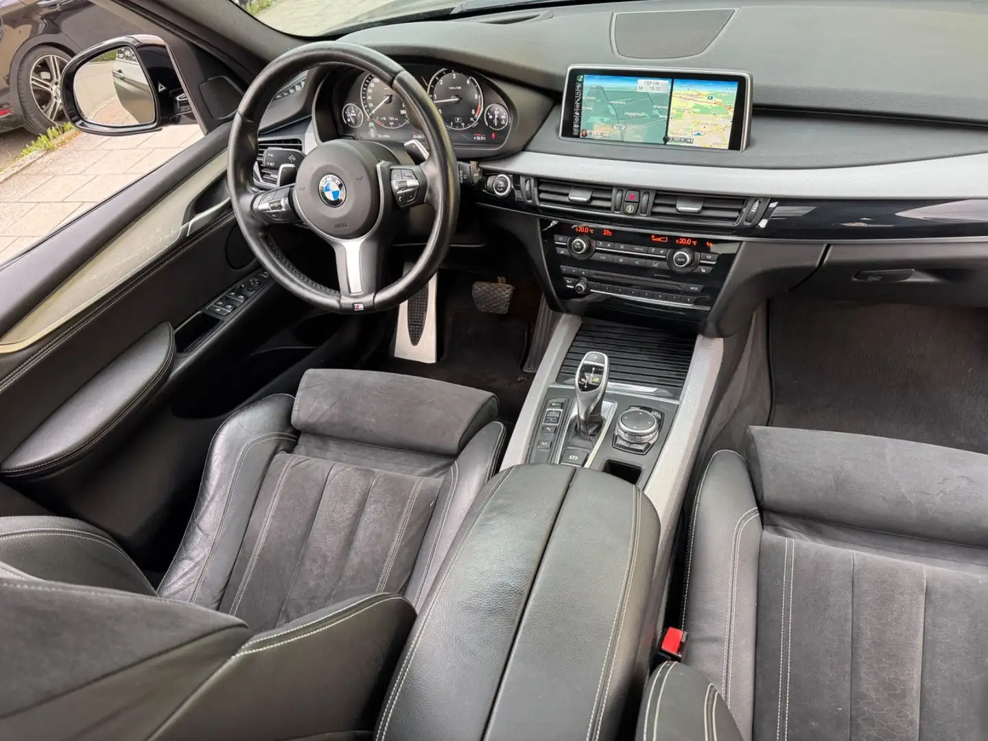BMW X5 xDrive 30 d / PERFORMANCE Noir - 2