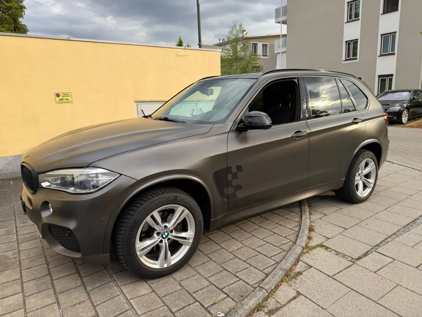 BMW X5 xDrive 30 d / PERFORMANCE Noir - 1