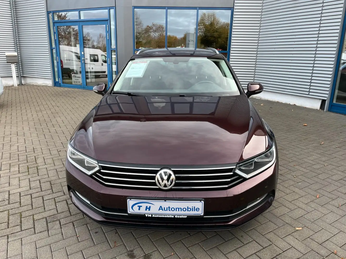 Volkswagen Passat Variant Comfortline/AHK/SHZ/PDC/NAVI Violett - 2