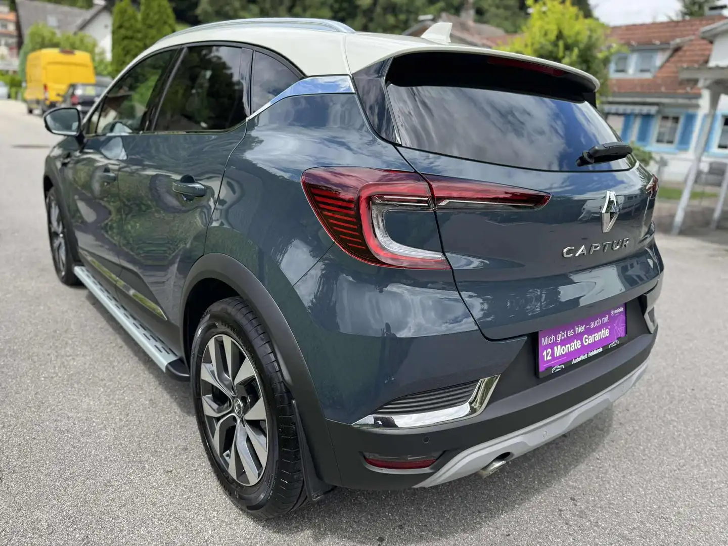 Renault Captur TCe 100 PF Edition One *1.HAND *NUR 6.000 KM!!! Blau - 2