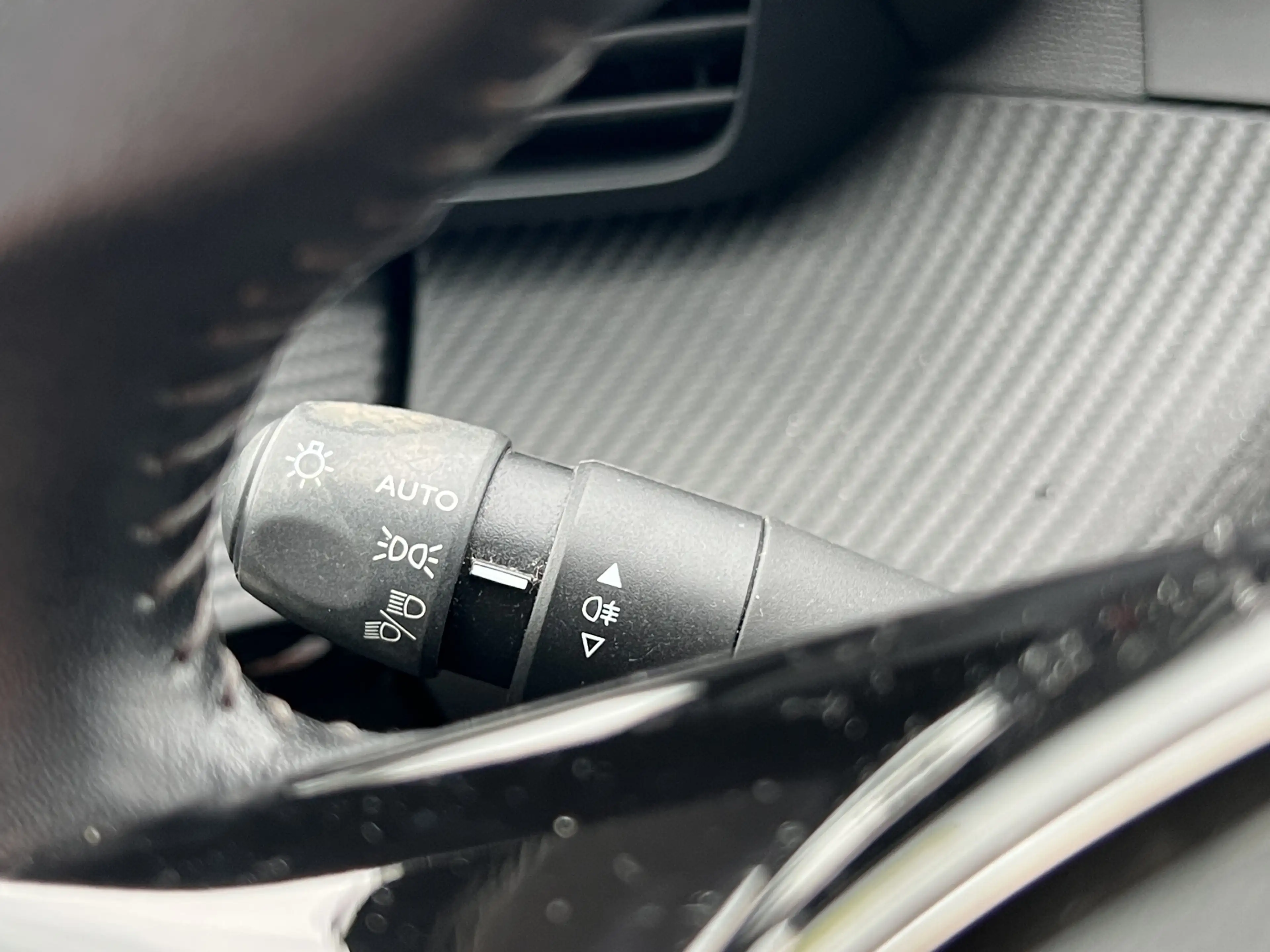 Peugeot 208 1.2 PureTech Active Pack LED | Parkeersensoren | F — photo 14