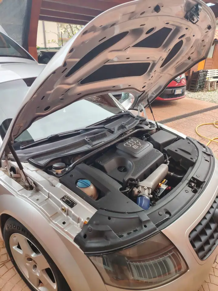 Audi TT 1.8t, foto 9