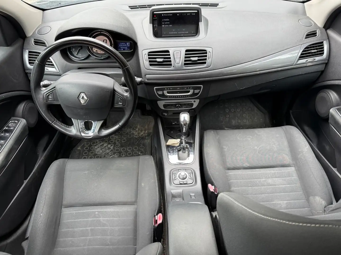 Renault Megane III Estate 1.5 dCi 110cv BVA Limited Noir - 2