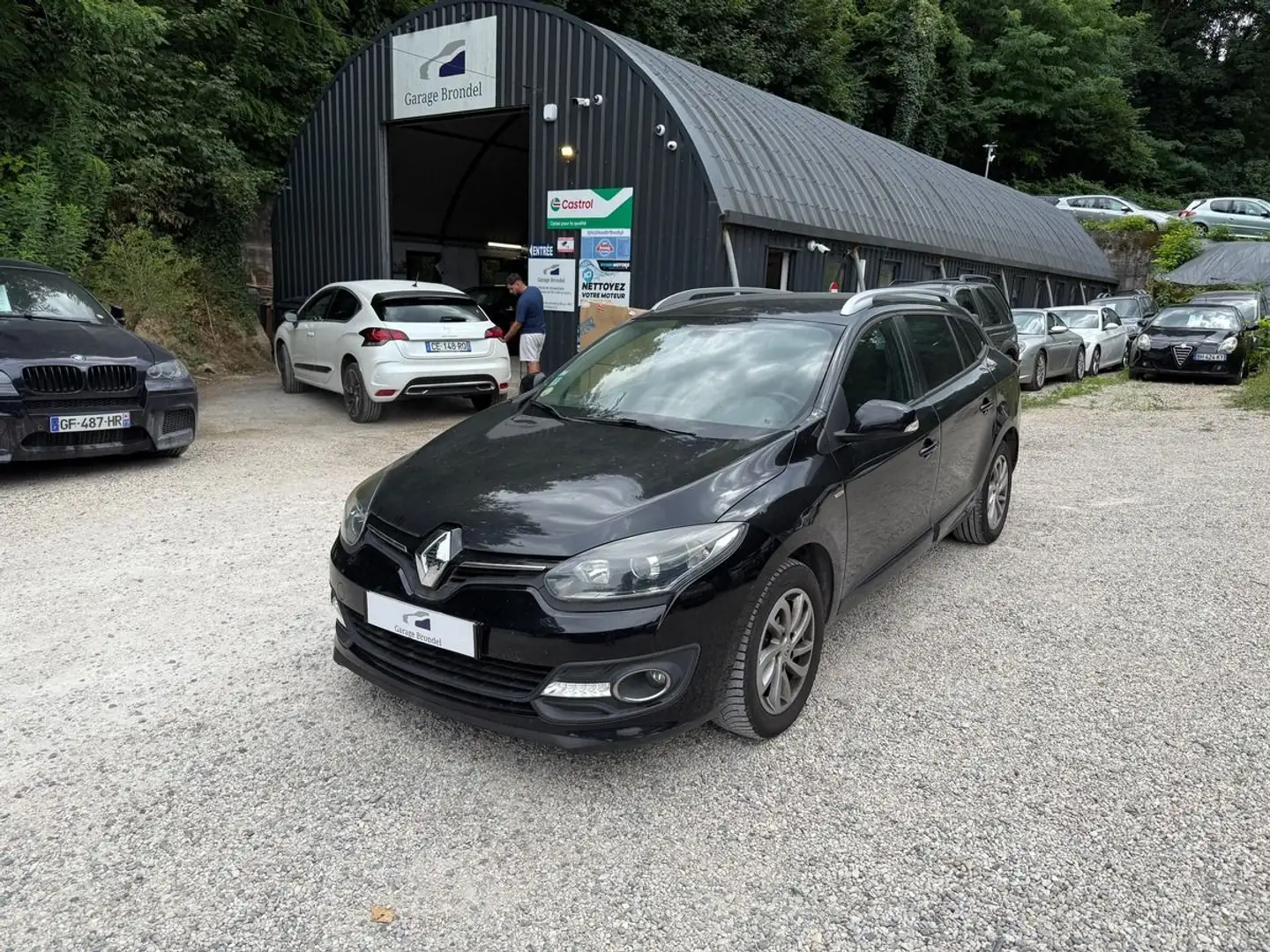 Renault Megane III Estate 1.5 dCi 110cv BVA Limited Noir - 1