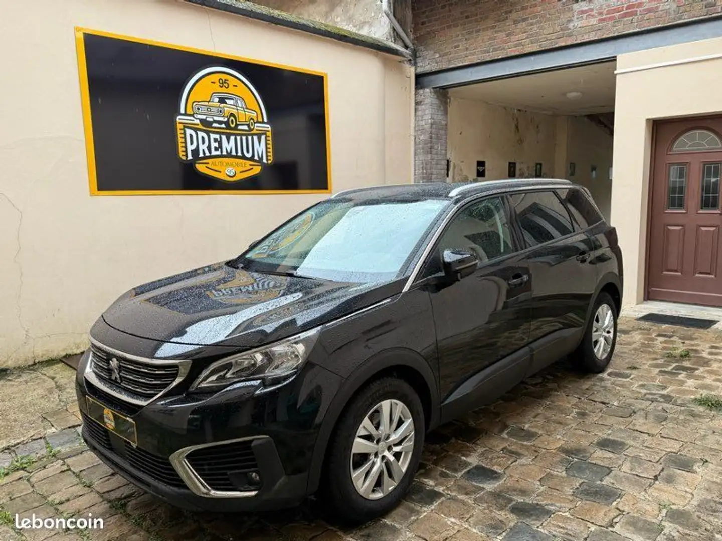 Peugeot 5008 1.6L HDI 120cv 7place suv boîte auto Noir - 1