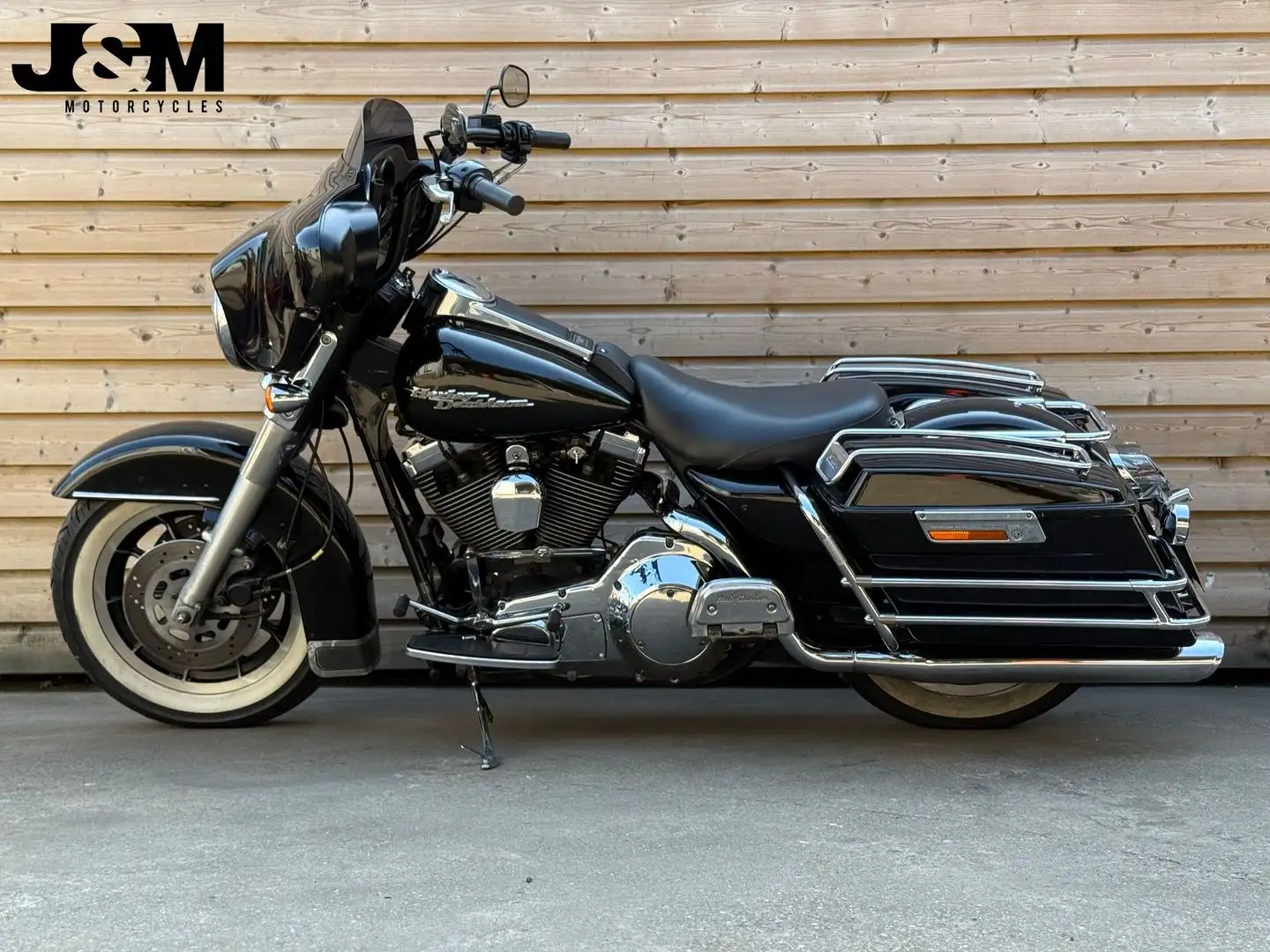 Harley-Davidson Electra Glide ULTRA CLASSIC FLHTCU Zwart - 2