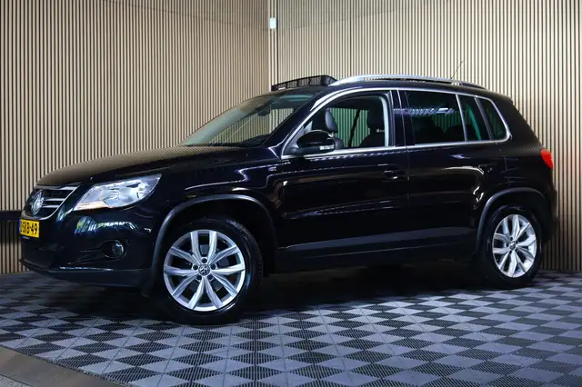 Volkswagen Tiguan view 11