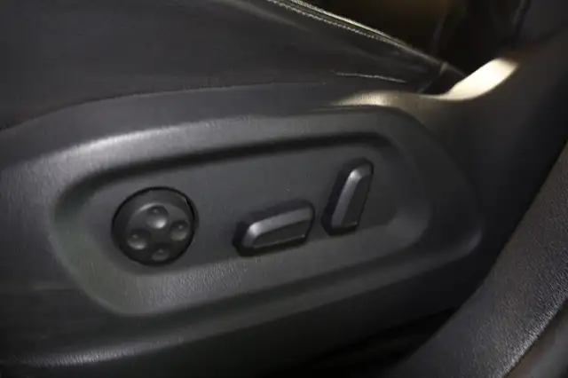 Volkswagen Tiguan view 14