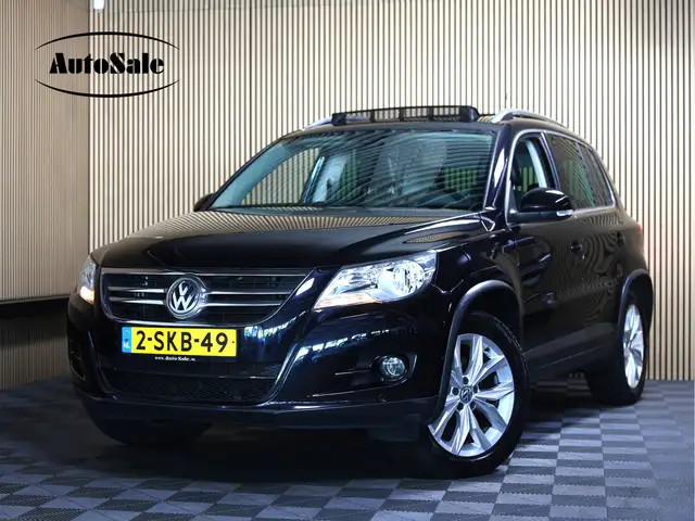 2010 Volkswagen Tiguan in Black for sale