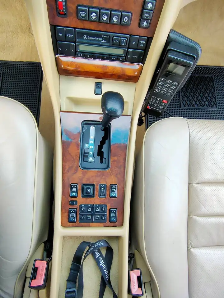 Mercedes-Benz 560 SEC, foto 11