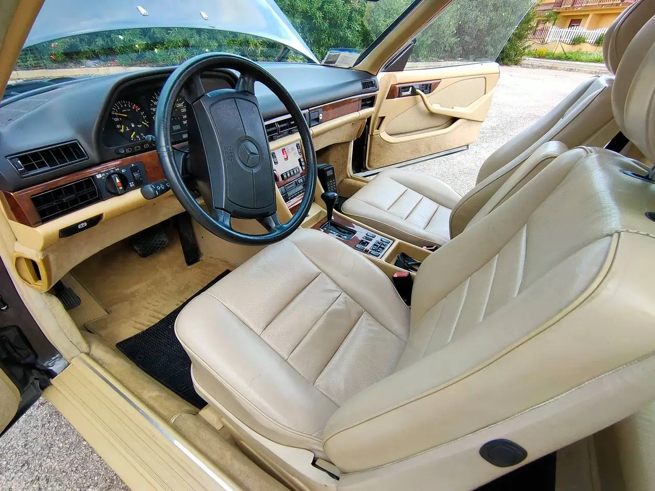 Mercedes-Benz 560 SEC, foto 8