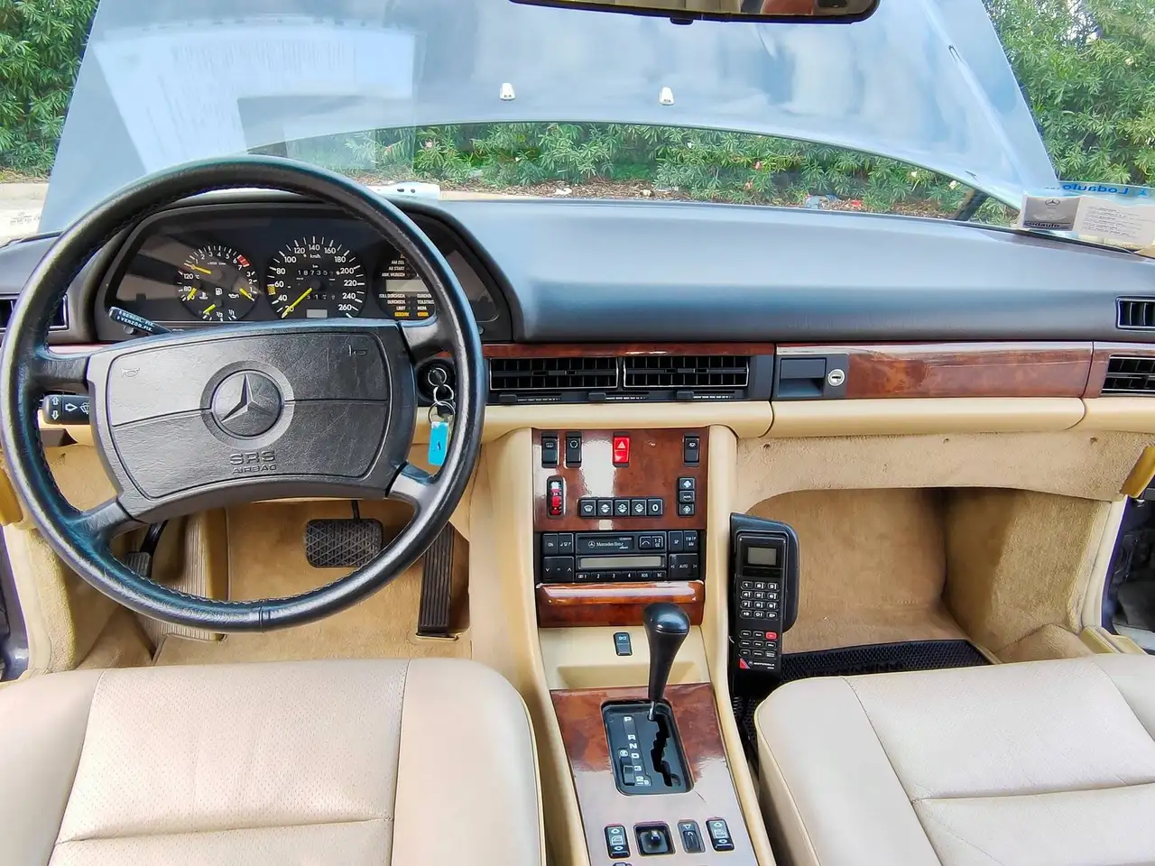 Mercedes-Benz 560 SEC, foto 9