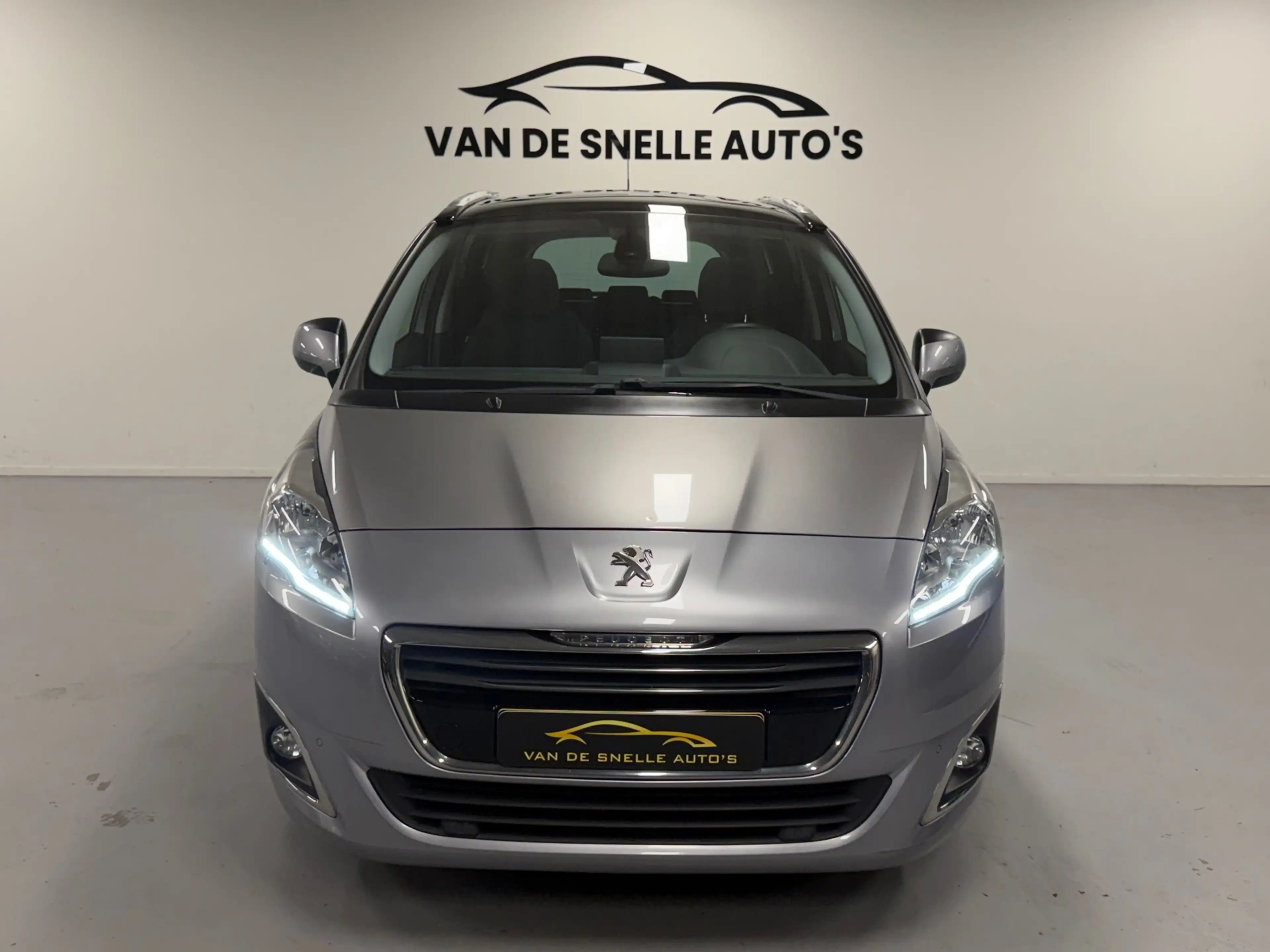 Peugeot 5008 1.2 PureTech Style 7p. CAMERA/PDC/TREKHAAK/PANO — photo 2
