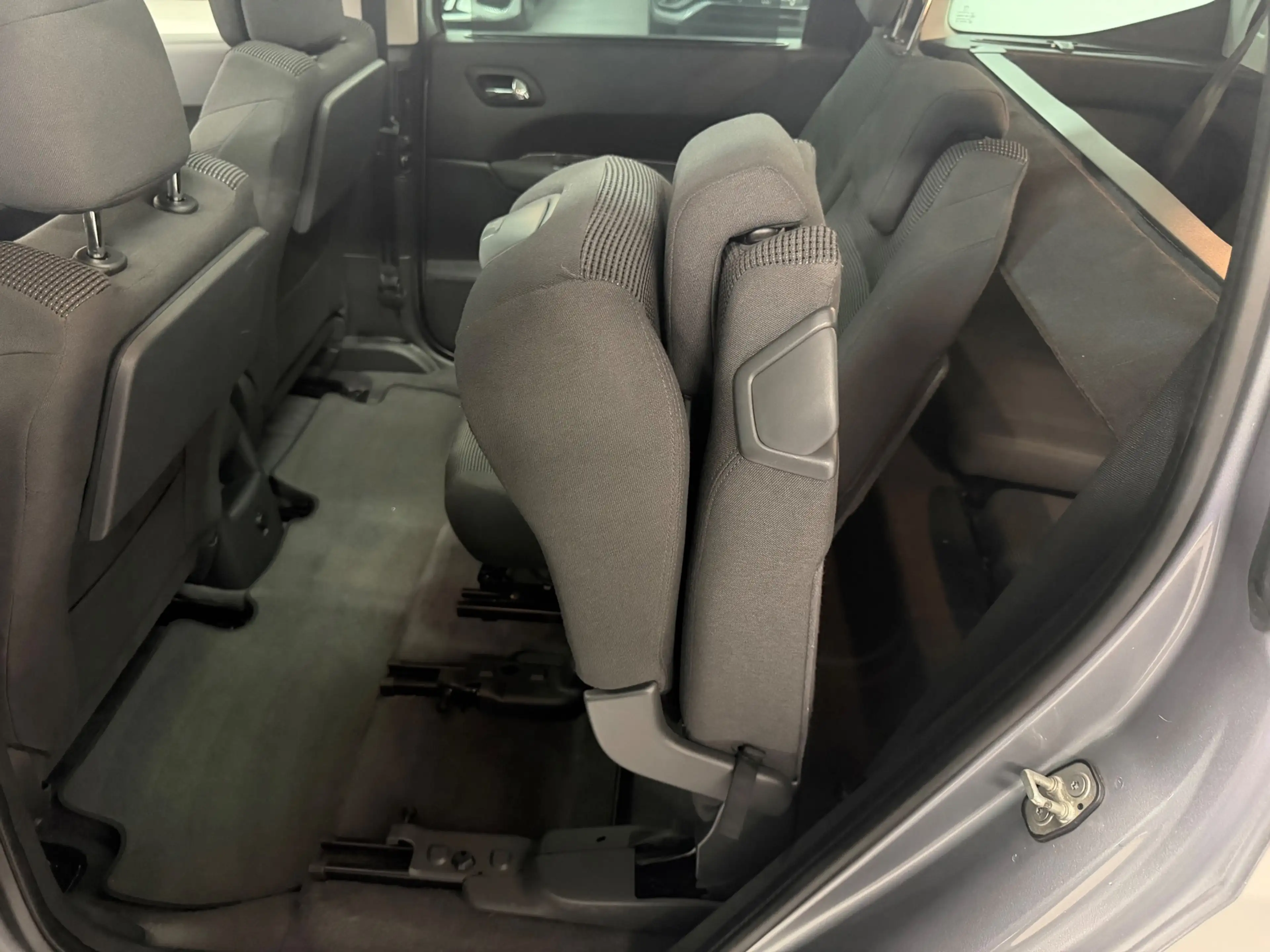 Peugeot 5008 1.2 PureTech Style 7p. CAMERA/PDC/TREKHAAK/PANO — photo 17