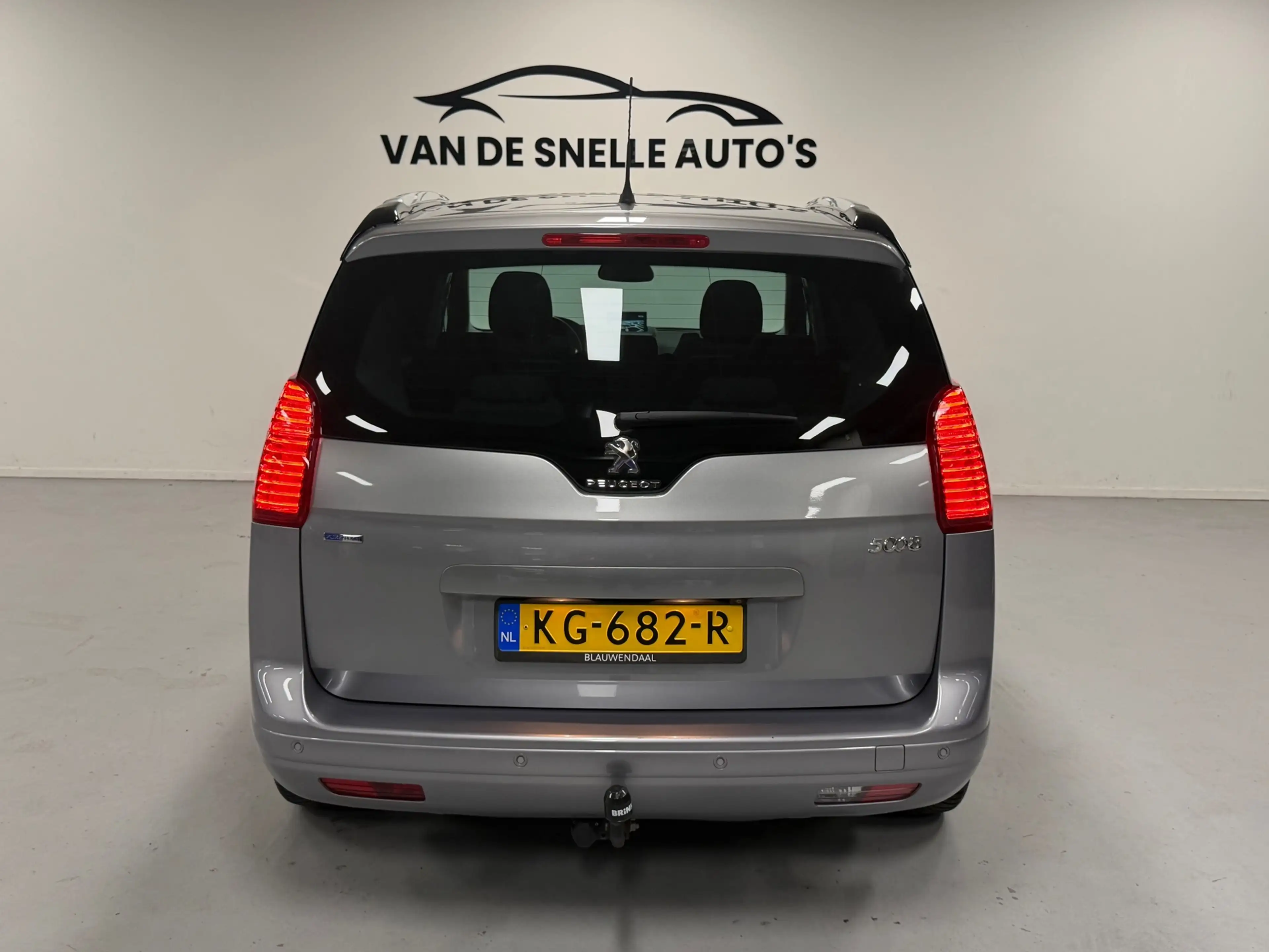 Peugeot 5008 1.2 PureTech Style 7p. CAMERA/PDC/TREKHAAK/PANO — photo 9