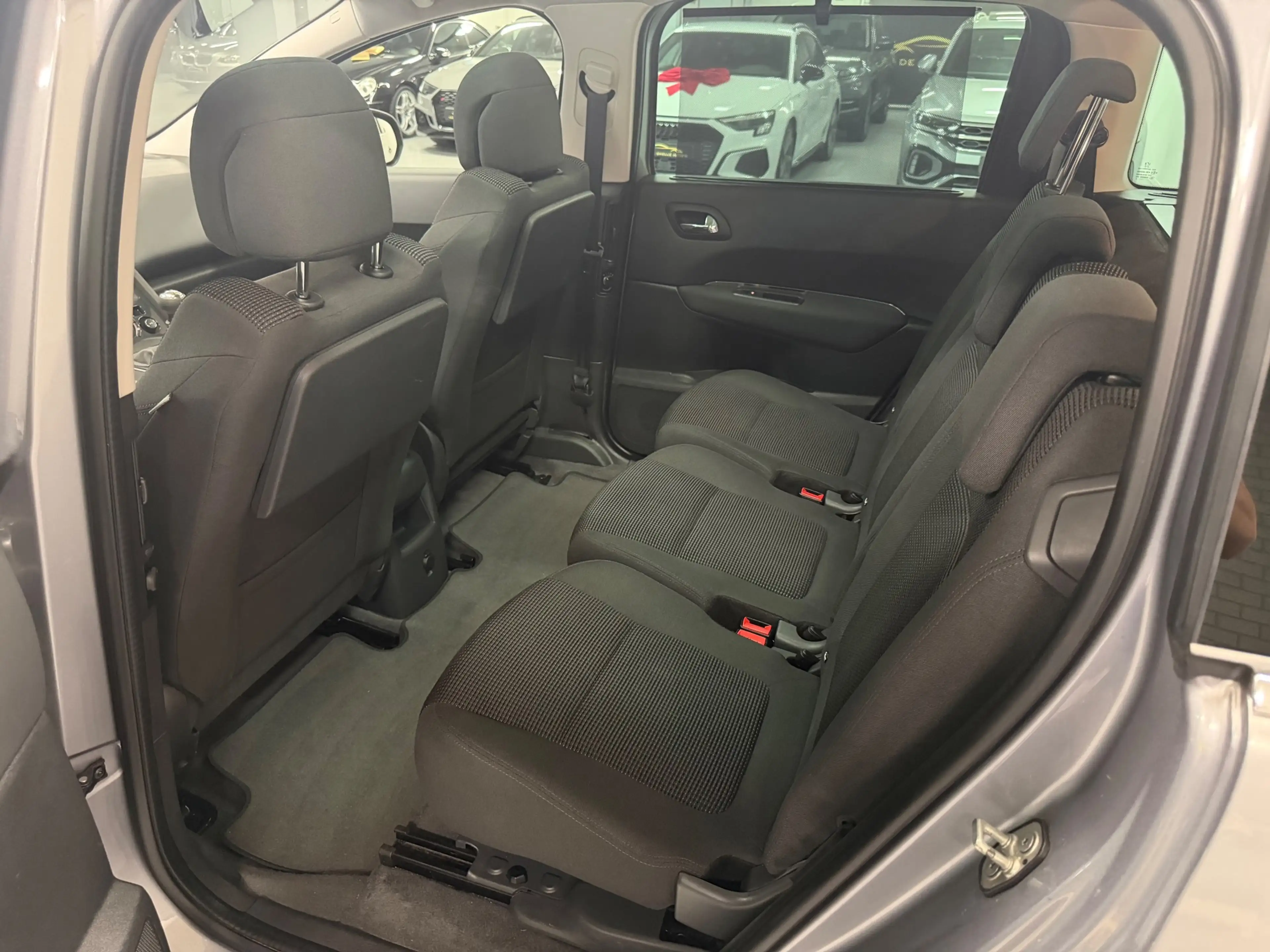Peugeot 5008 1.2 PureTech Style 7p. CAMERA/PDC/TREKHAAK/PANO — photo 14