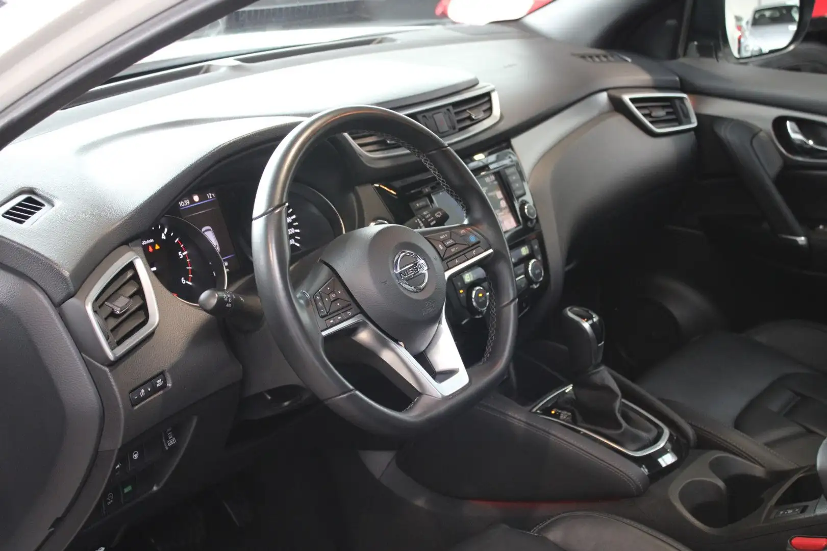 Nissan Qashqai 1.7 dCi 4x4 Xtronic * Tekna+ * Blanc - 2