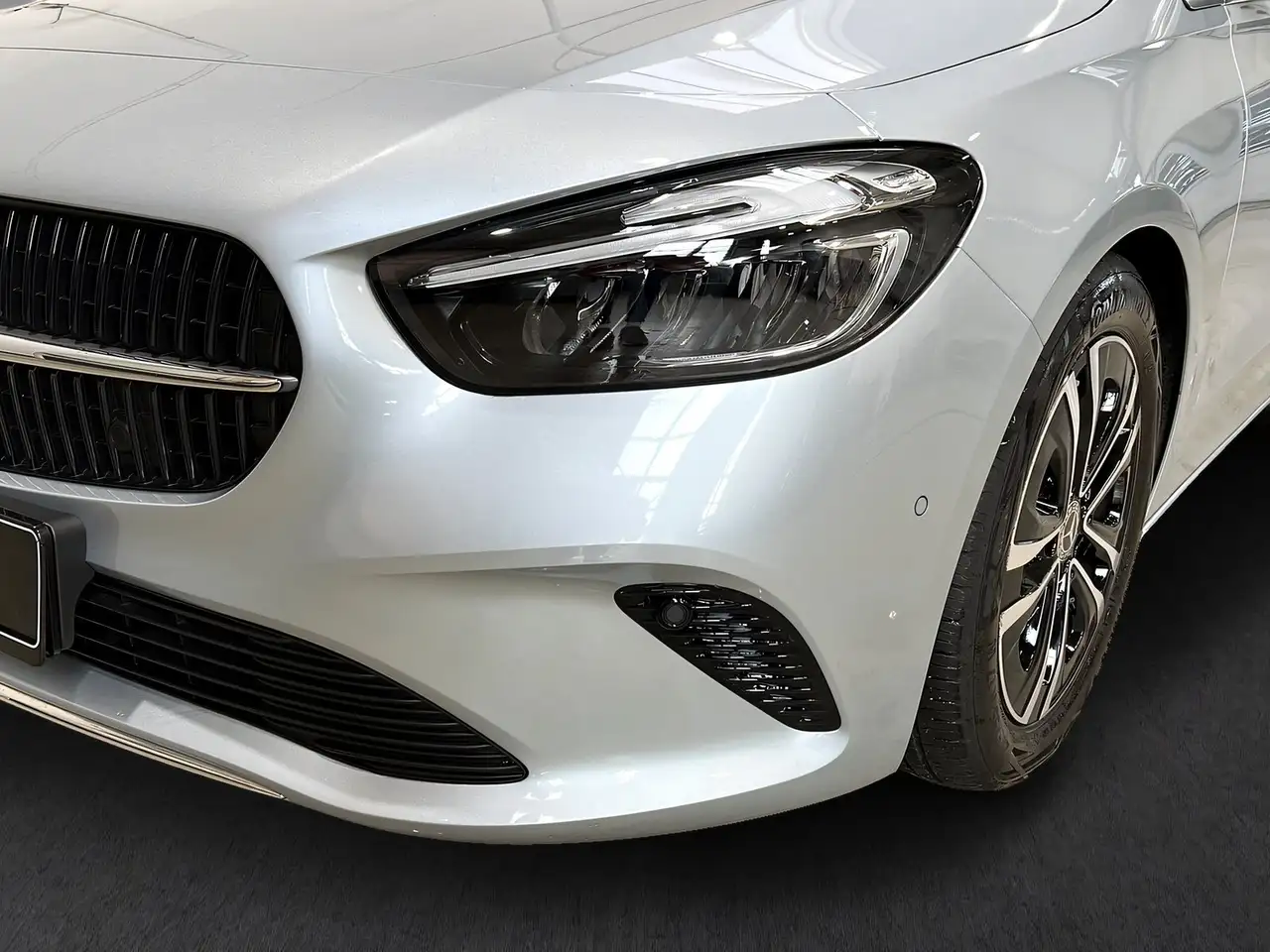 Mercedes-Benz B 180 PROGRESSIVE+LED+Rückfahrkamera+LrHz+DAB 3