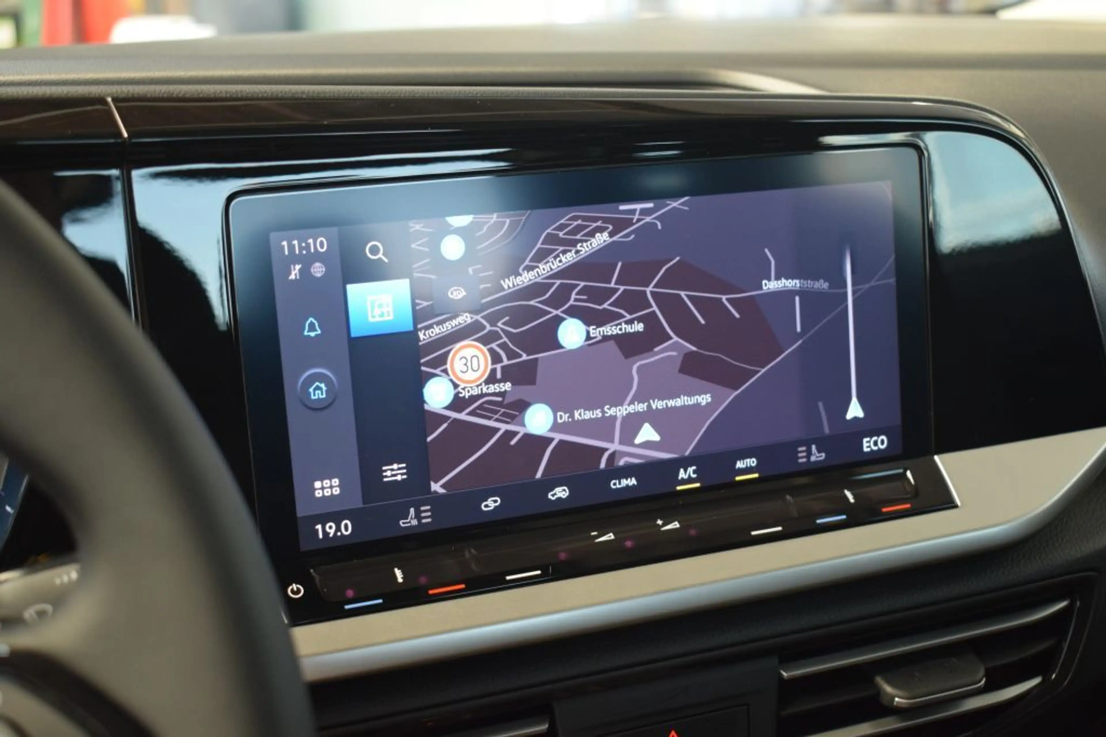 Ford Grand Tourneo Connect Titanium 1.5 PHEV. AHK,LED — photo 14