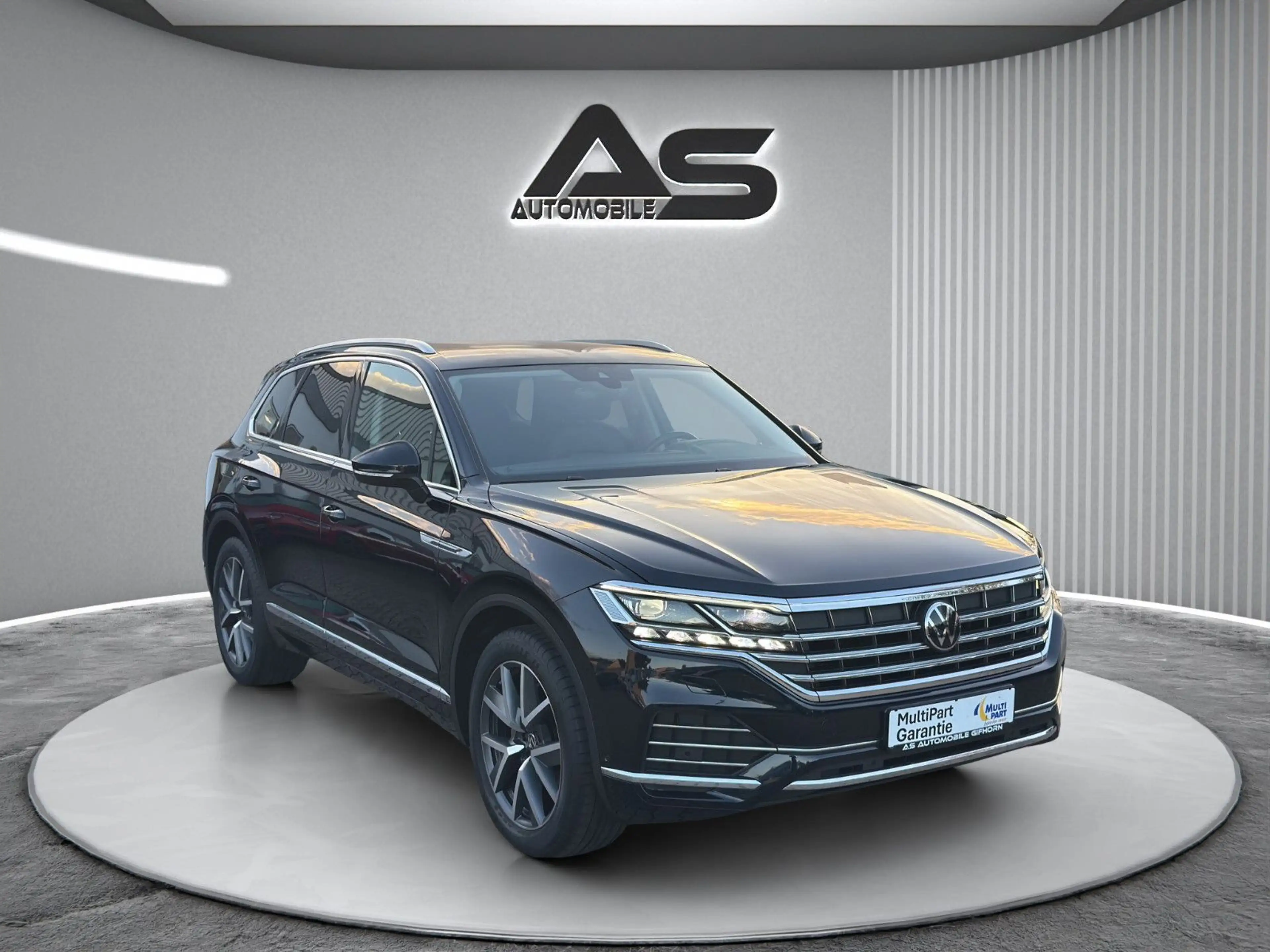 Volkswagen Touareg 3.0 TDI 4M Elegance Stdhz. Matrix Luftfd