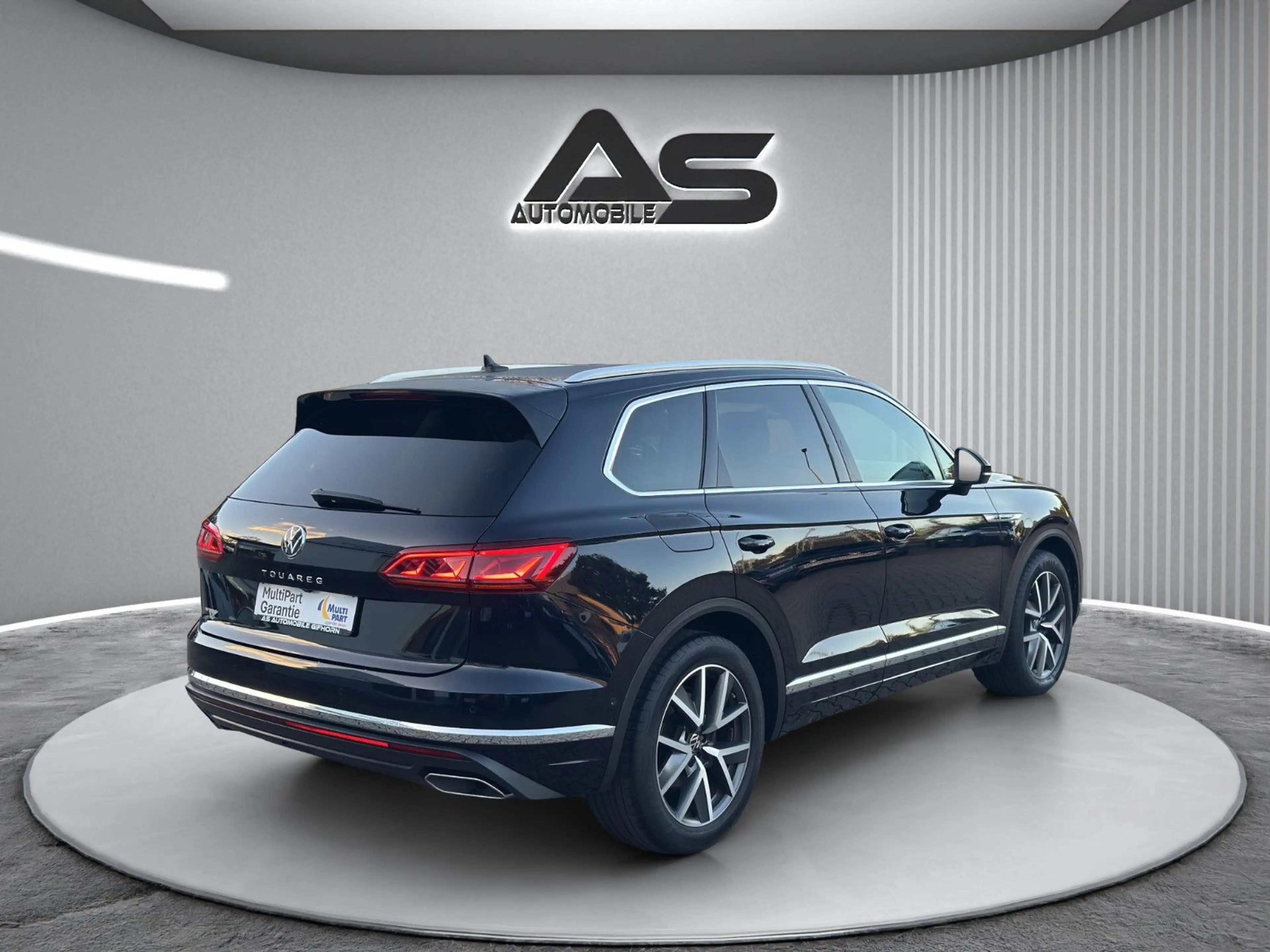 Volkswagen Touareg 3.0 TDI 4M Elegance Stdhz. Matrix Luftfd — photo 8