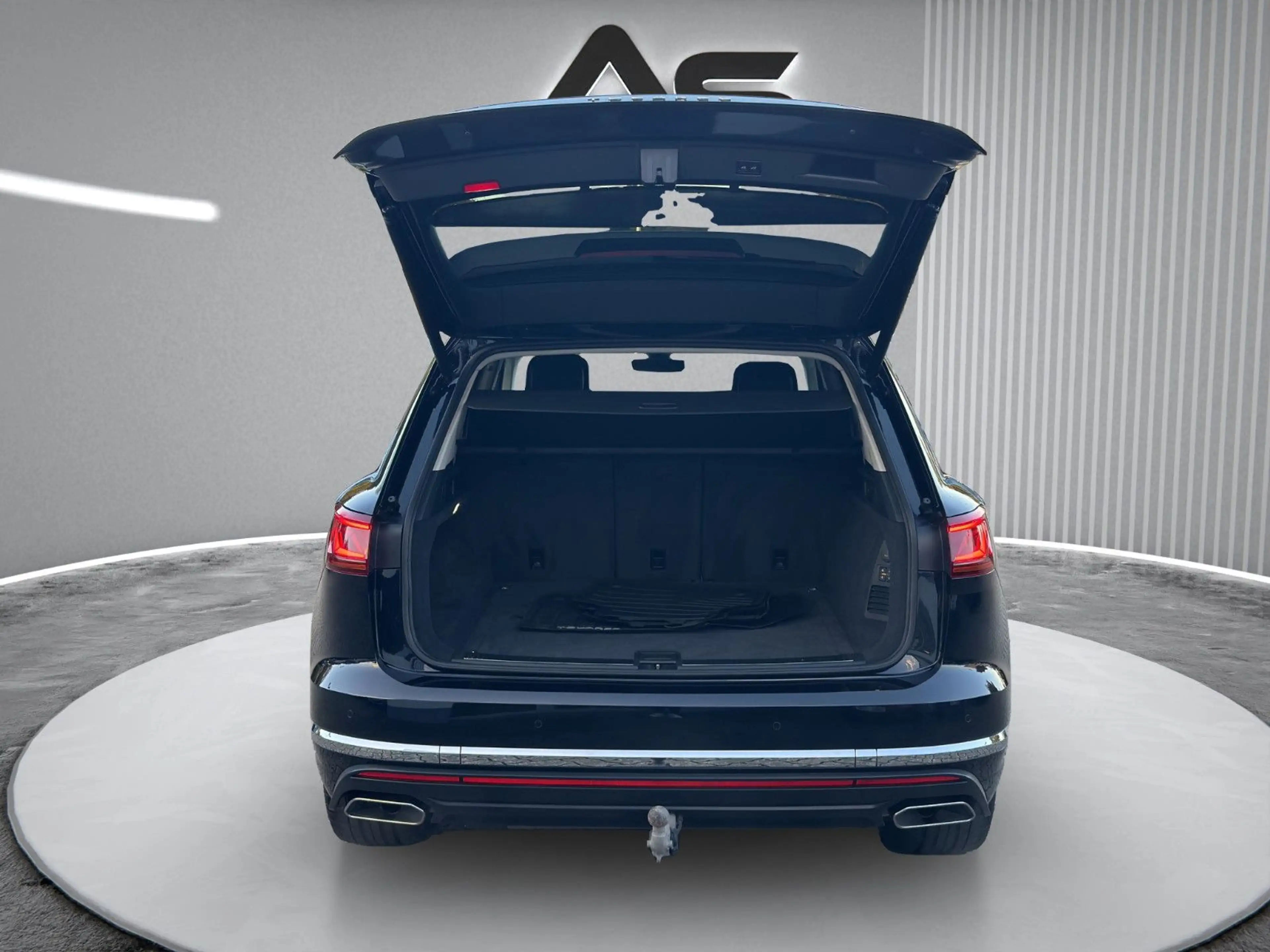 Volkswagen Touareg 3.0 TDI 4M Elegance Stdhz. Matrix Luftfd — photo 7