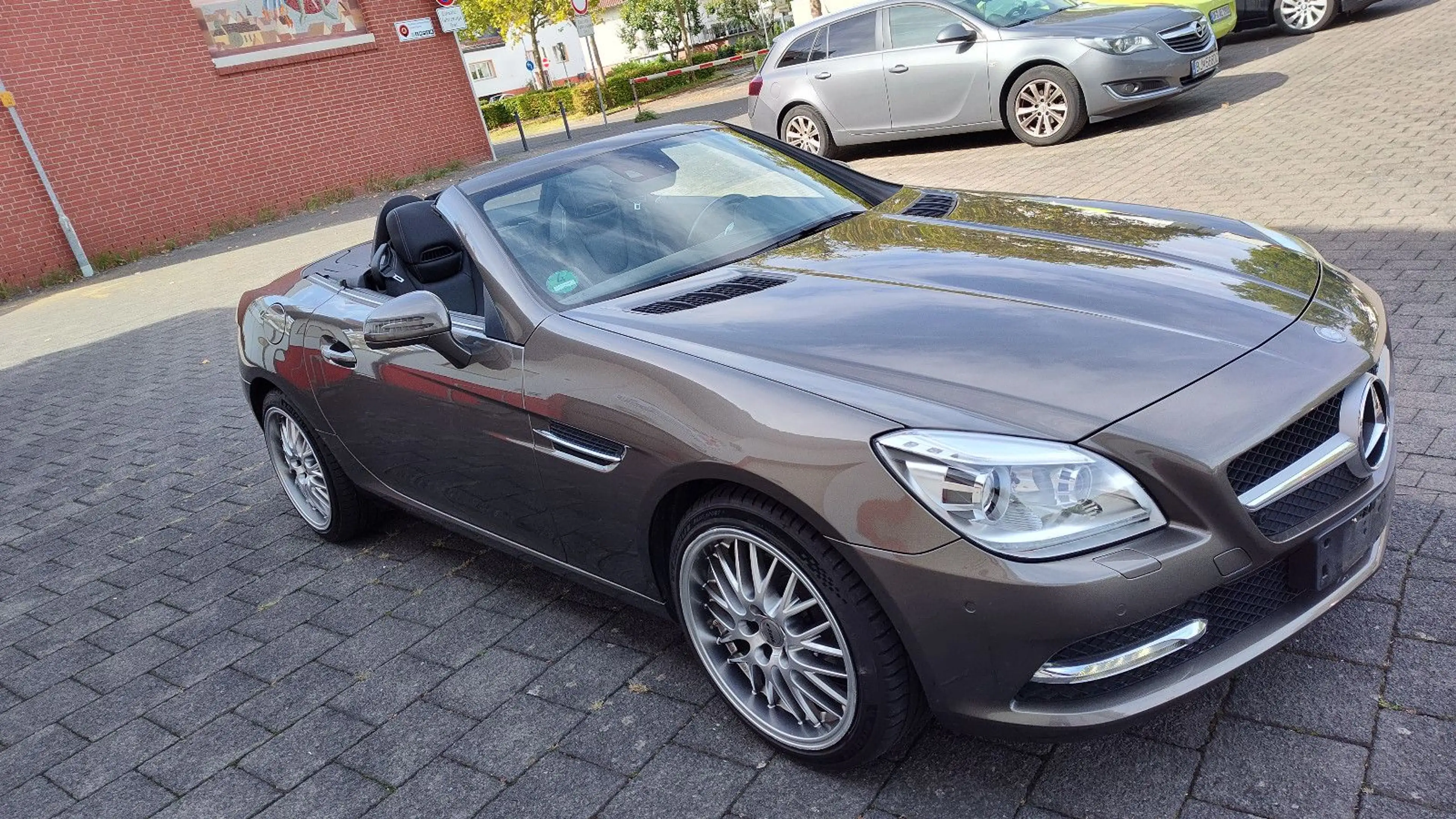 Mercedes-Benz SLK 200 Airscarf Auto NaviLeder18Zoll Scheckheft — photo 10