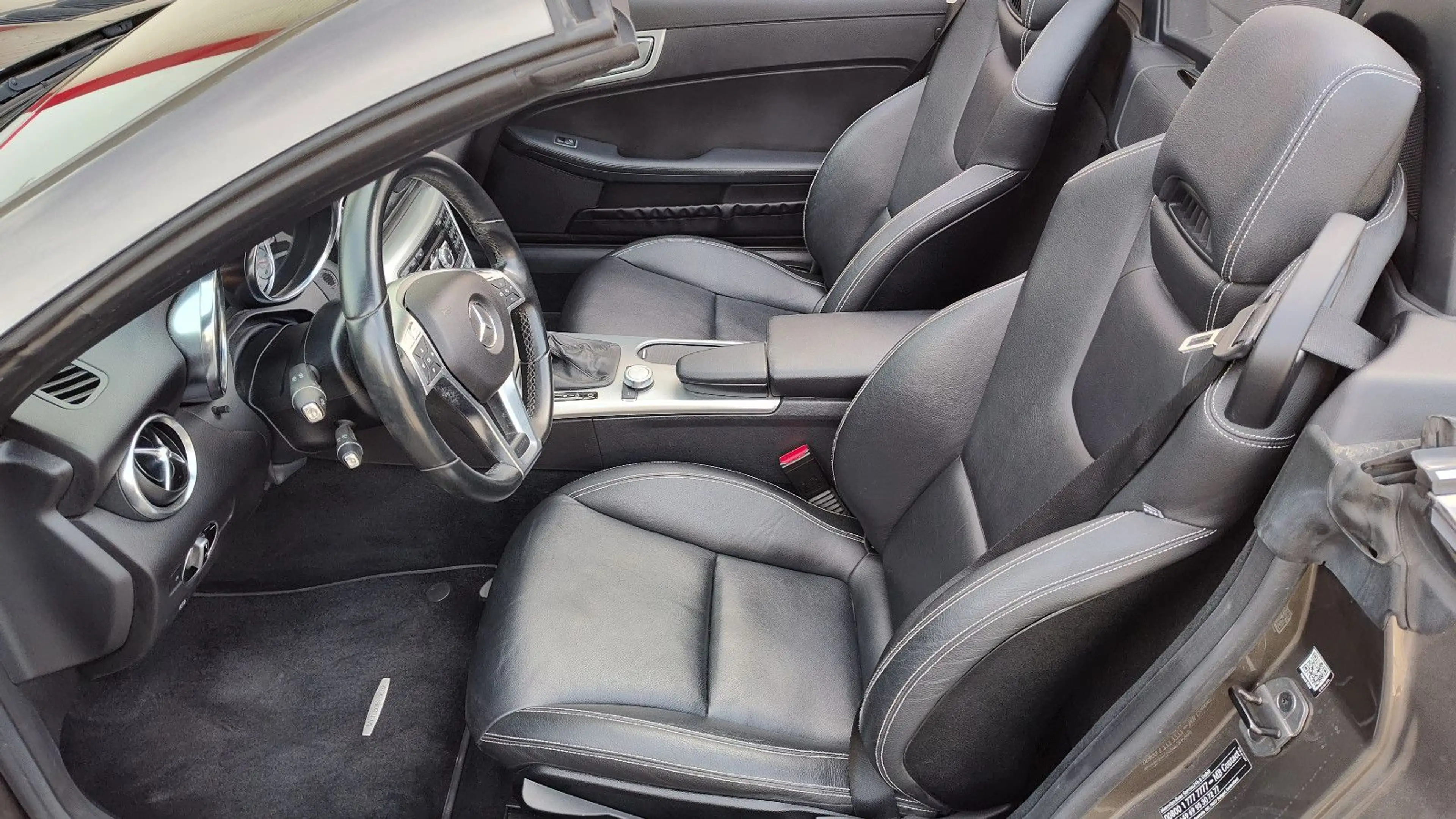 Mercedes-Benz SLK 200 Airscarf Auto NaviLeder18Zoll Scheckheft — photo 6